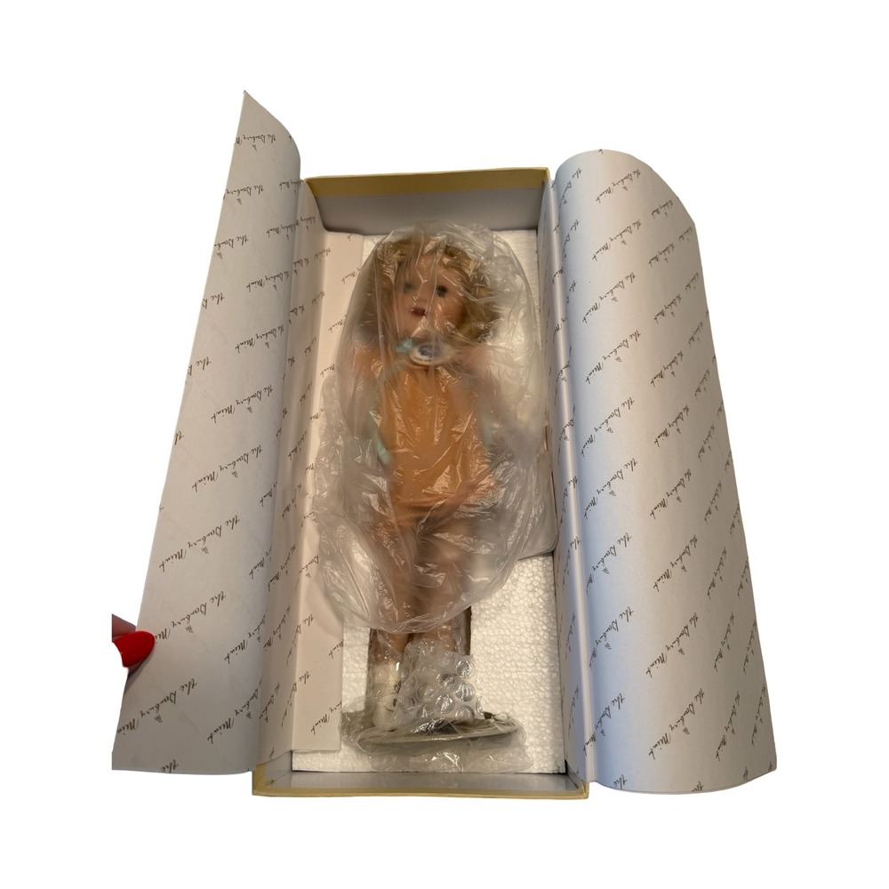 Danbury Mint Shirley Temple Antique Doll Porcelain‎ Collectible New in box